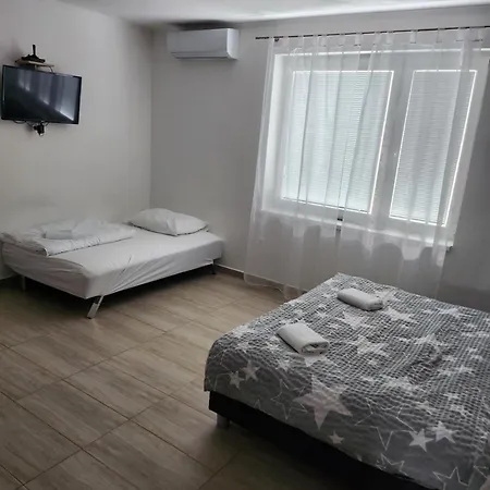 Roland Apartmán *