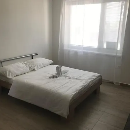 Roland Apartmán *